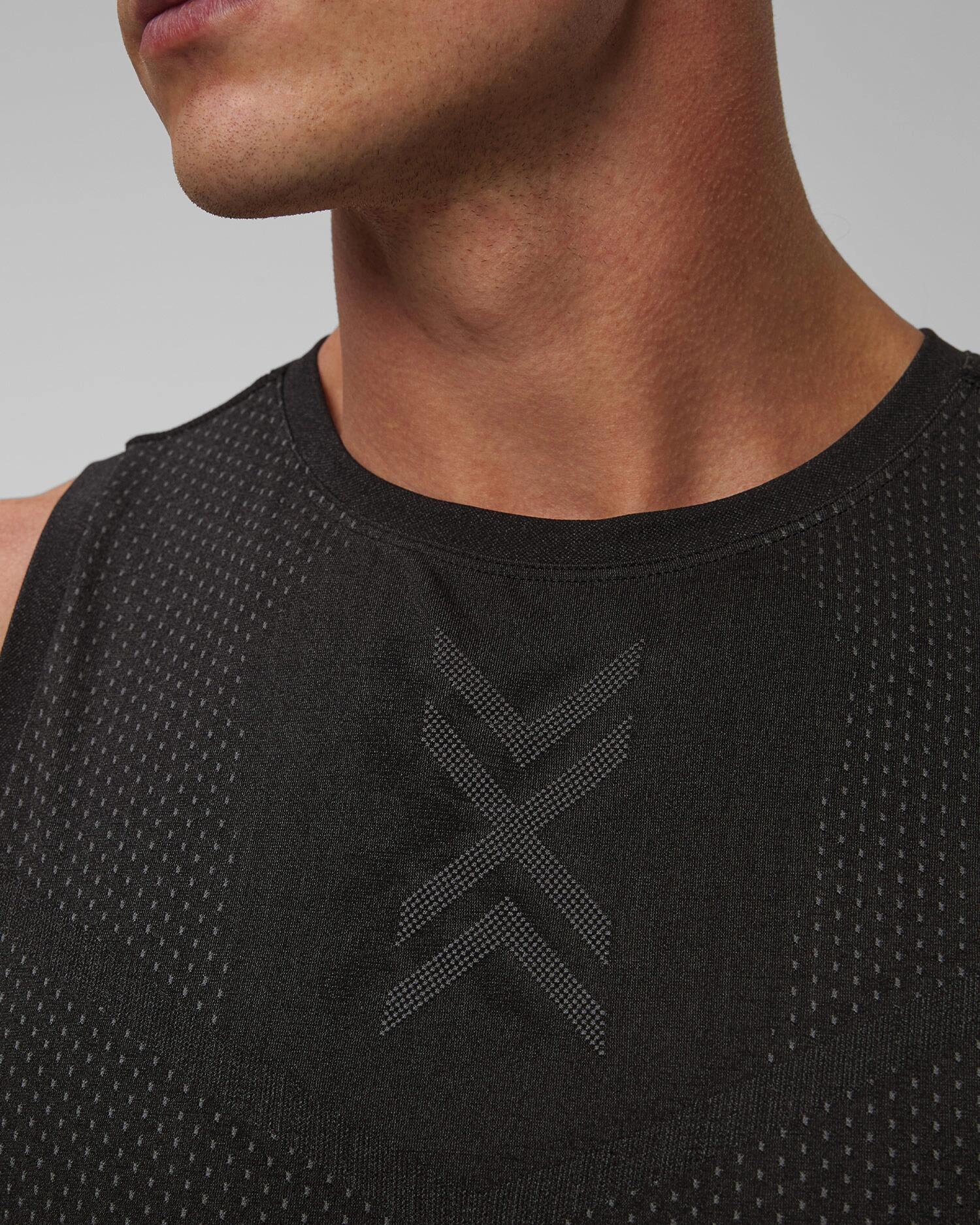 Top biegowy męski X-Bionic Xceed Run Tank Black 4/6