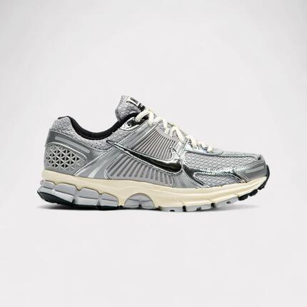 Nike Zoom Vomero 5 - Chrome Coconut