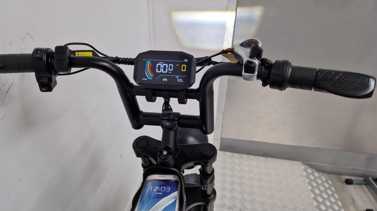 V20 mini elektrische kinderfiets, 20" wielen, 250 Wh, zwart 2/3
