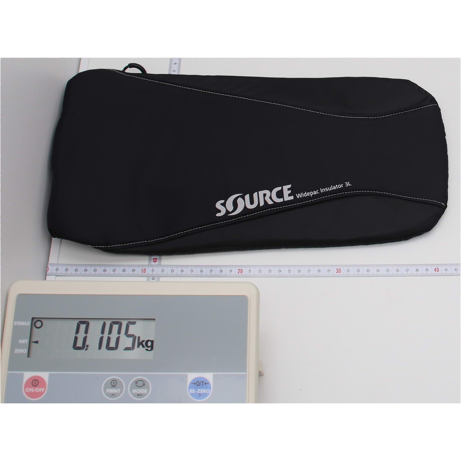 Housse isotherme Widepac Insulator 3L mousse 3 mm noire compatible poche à eau 2/2