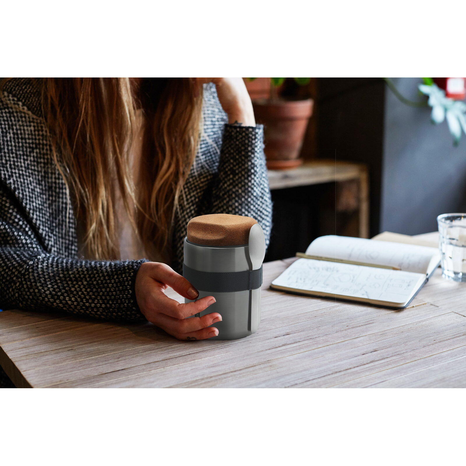 Thermo Pot  Gris 550ML 5/6