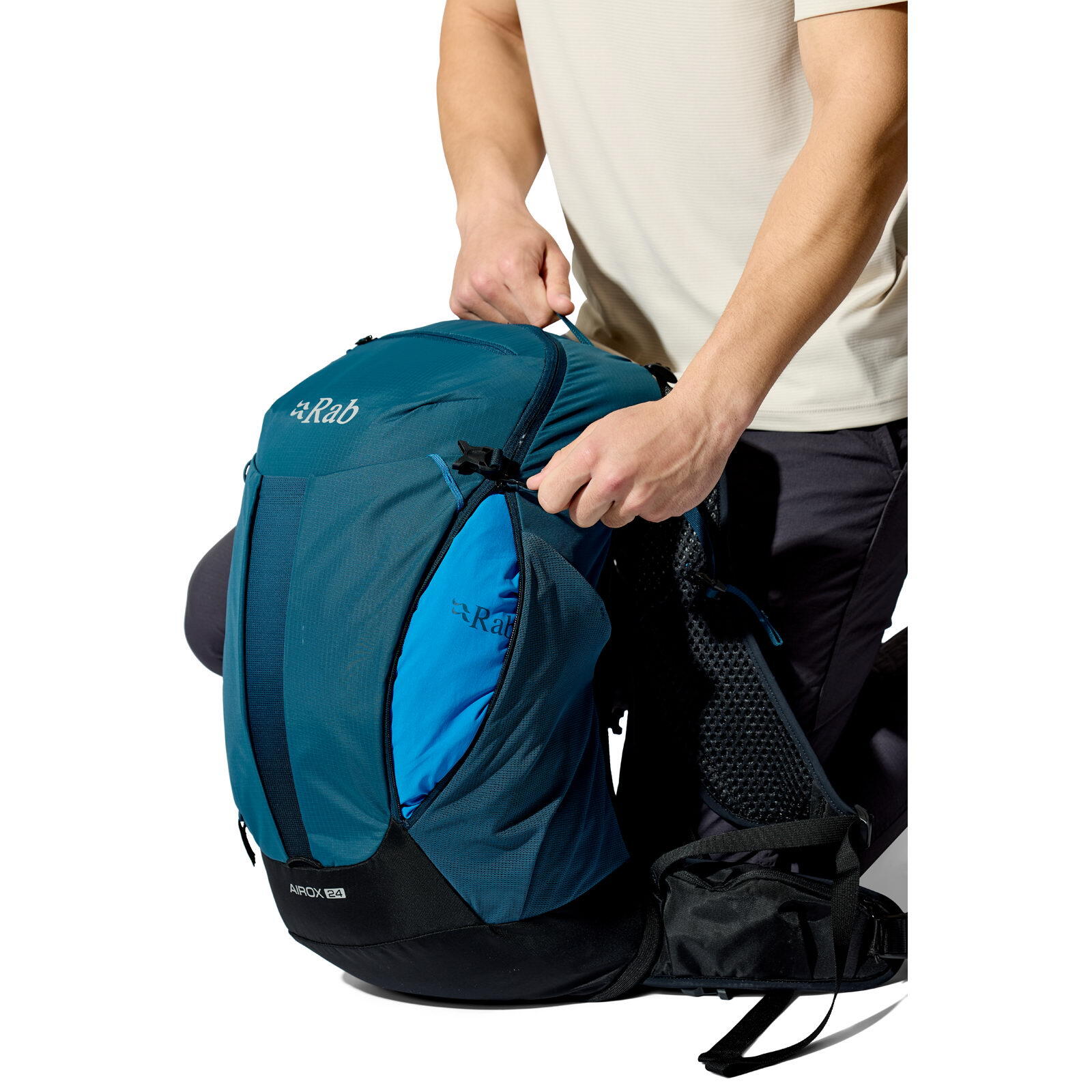 Tagesrucksack Airox 24 black 6/7