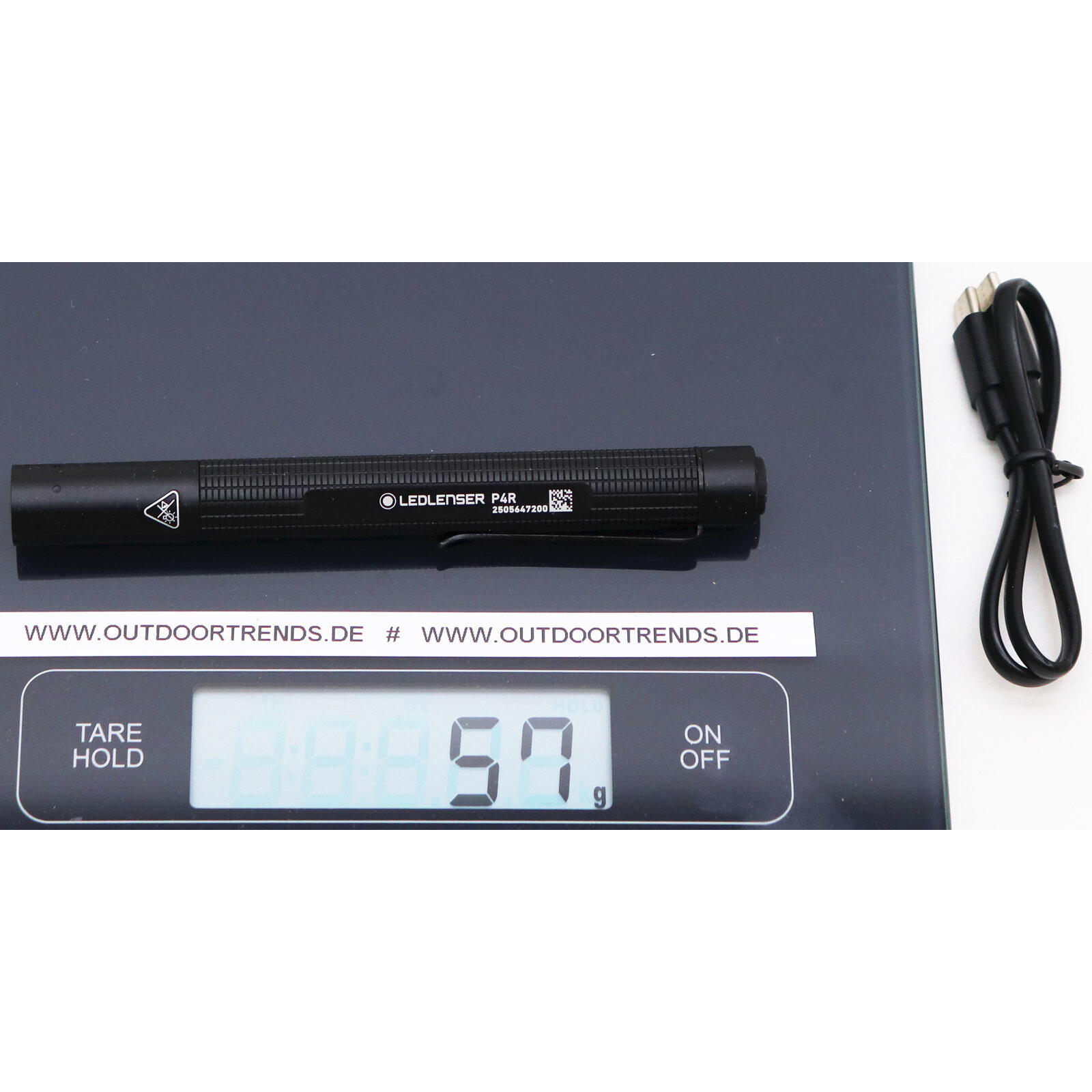 Lampe torche LED rechargeable –  300 lm, IP54, portée 100 m, USB-C – P4R 6/7