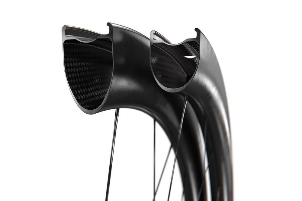 DT SWISS Roue (avant) CRC1400 Spline DB 35 28/22m Carbon, Center Lock ... 2/3