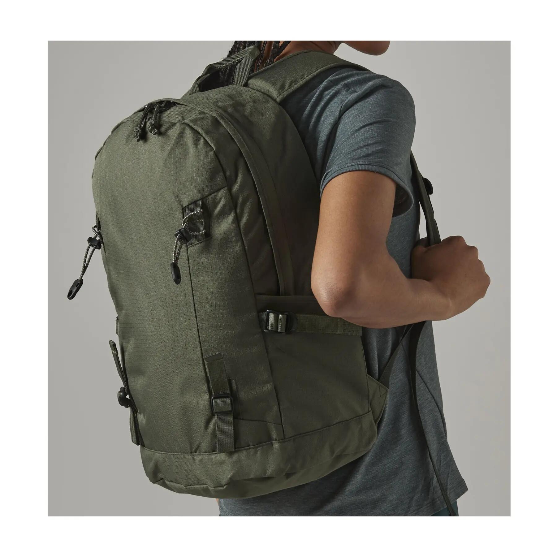 Klassischer Rucksack Quadra 3/3