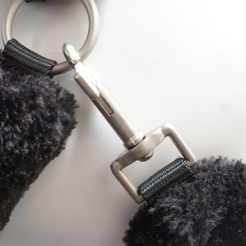 Reisehalfter für Pferde mit Teddyfleece Kavalkade 4/4