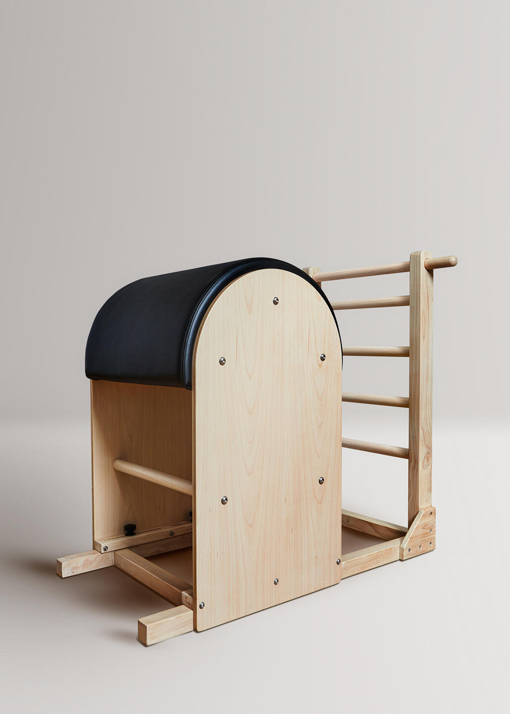 Barril em madeira de faia e preto Pilates Pilatu F&H 2/2