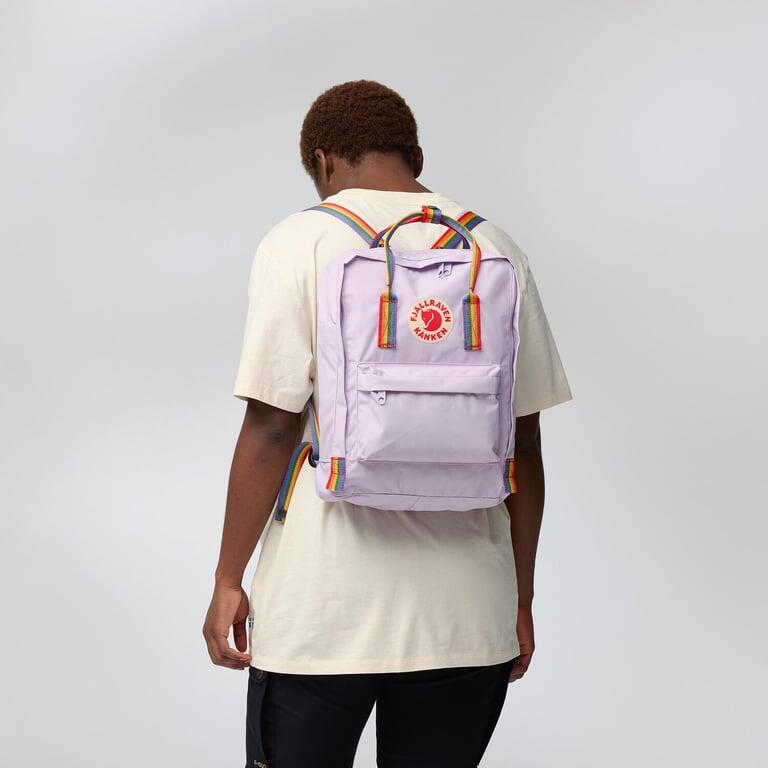 Plecak miejski Fjallraven Kanken Rainbow - chalk rose/rainbow 6/7