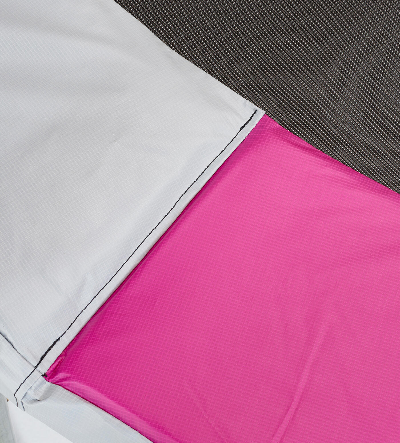 Trampoline RALLI Ø 250 échelle bâche ancrage rose gris – Garantie 5 ans 6/7
