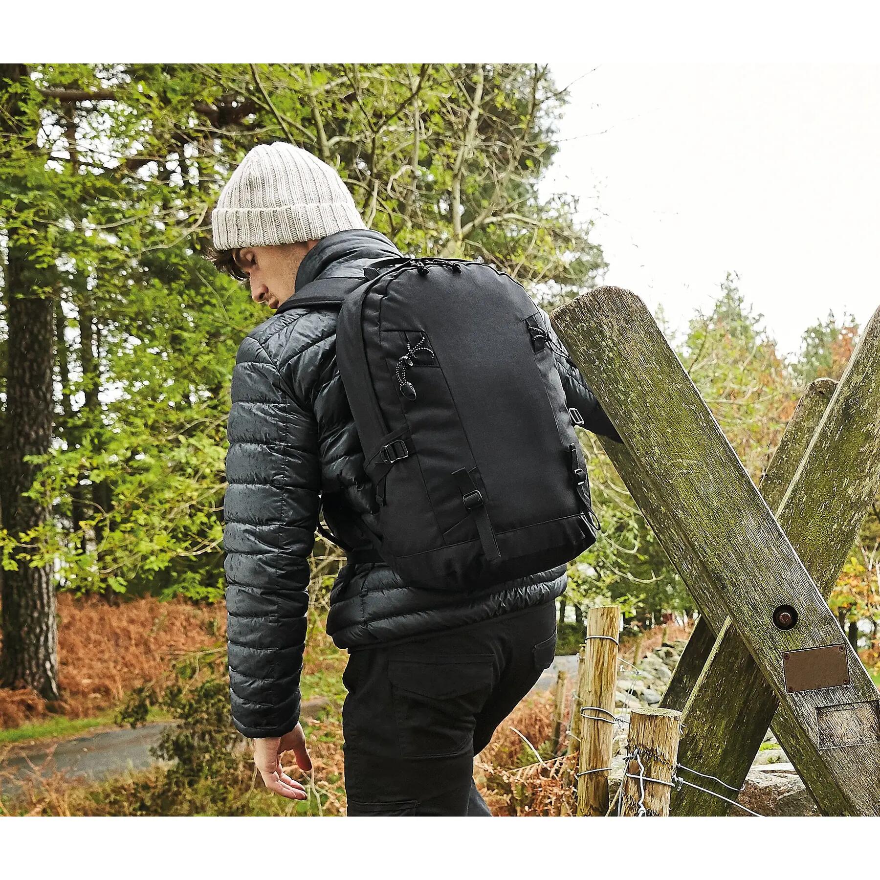 Klassischer Rucksack Quadra 3/3