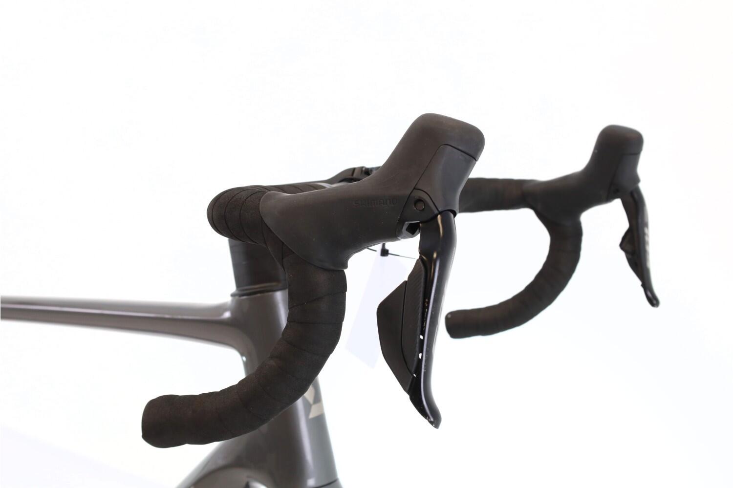 Vélo de route reconditionné ·  Addict 30 Di2 12V · Très bon état 6/8