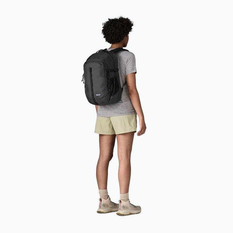 Mochila Negra Patagonia Refugio Daypack 26L Black Clásica y Resistente 6/7