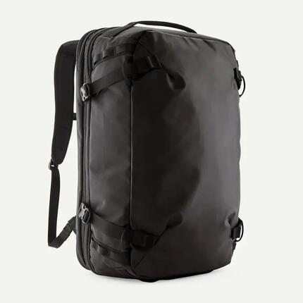 Mochila Negra Patagonia Black Hole MLC Pack 45L Black Convertible y Versátil