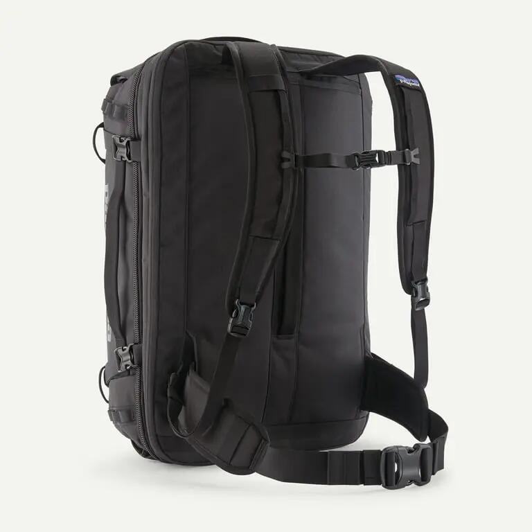 Mochila Negra Patagonia Black Hole MLC Pack 45L Black Convertible y Versátil 3/6