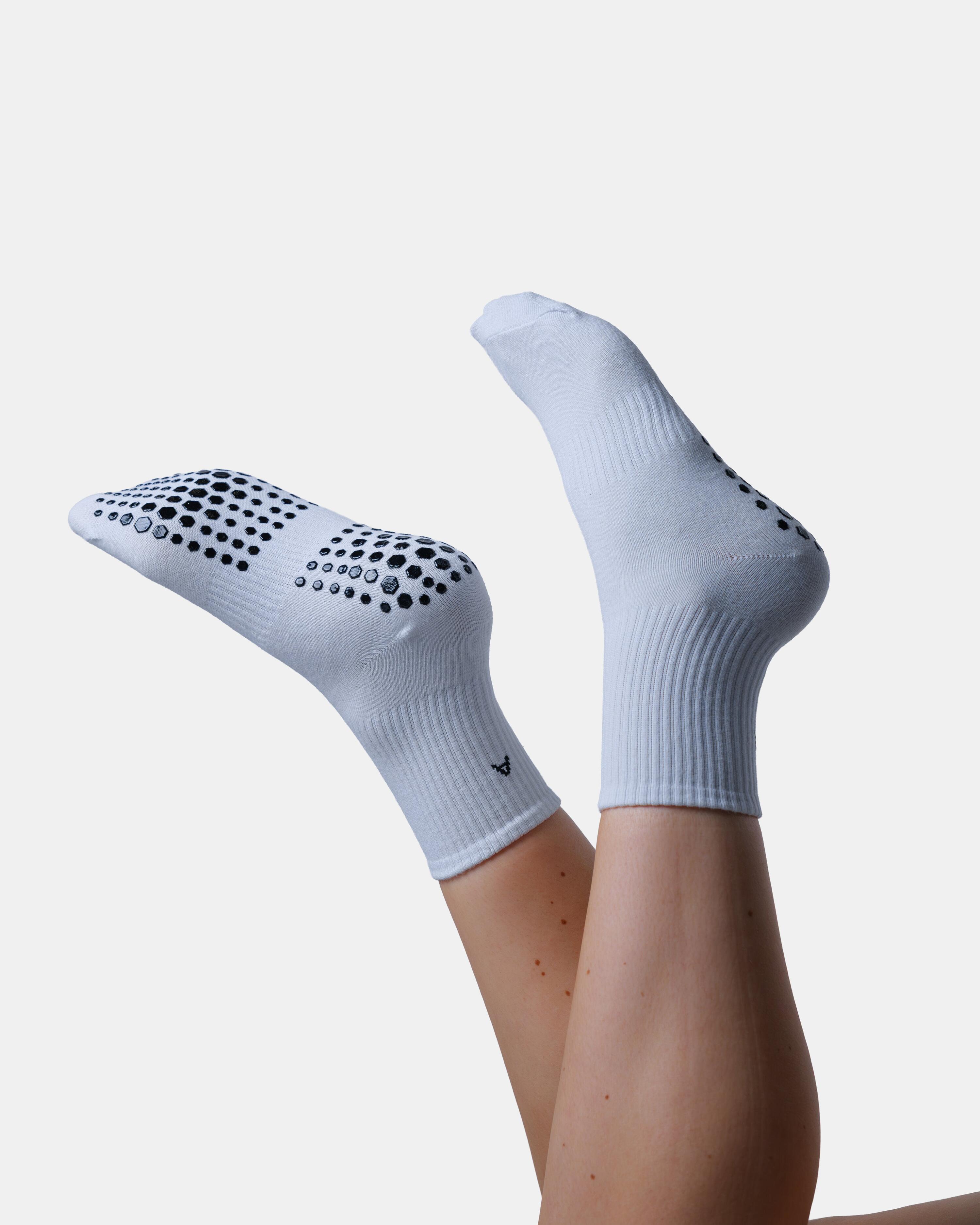 Chaussettes antidérapantes premium – chaussettes blanches pilates – lot de 2 2/4