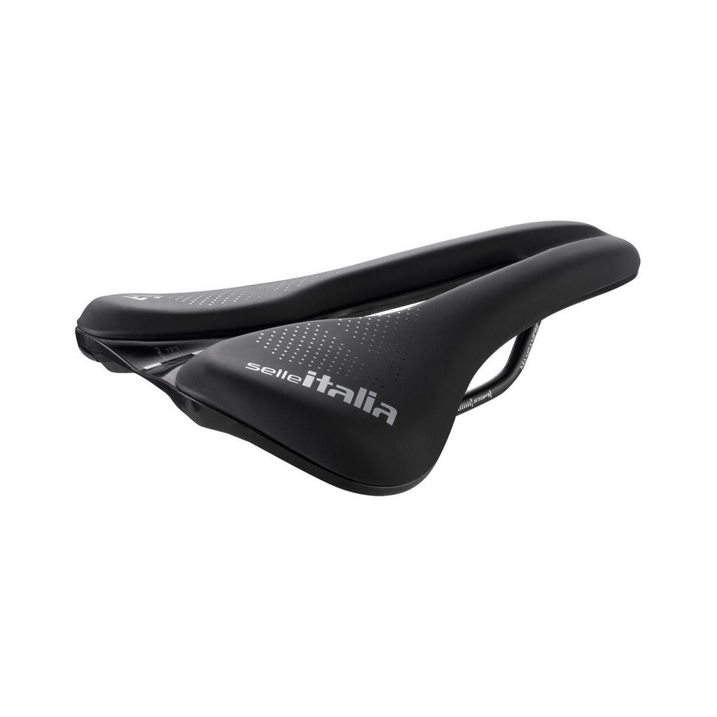 NOVUS Boost EVO Endurance TM Superflow saddle