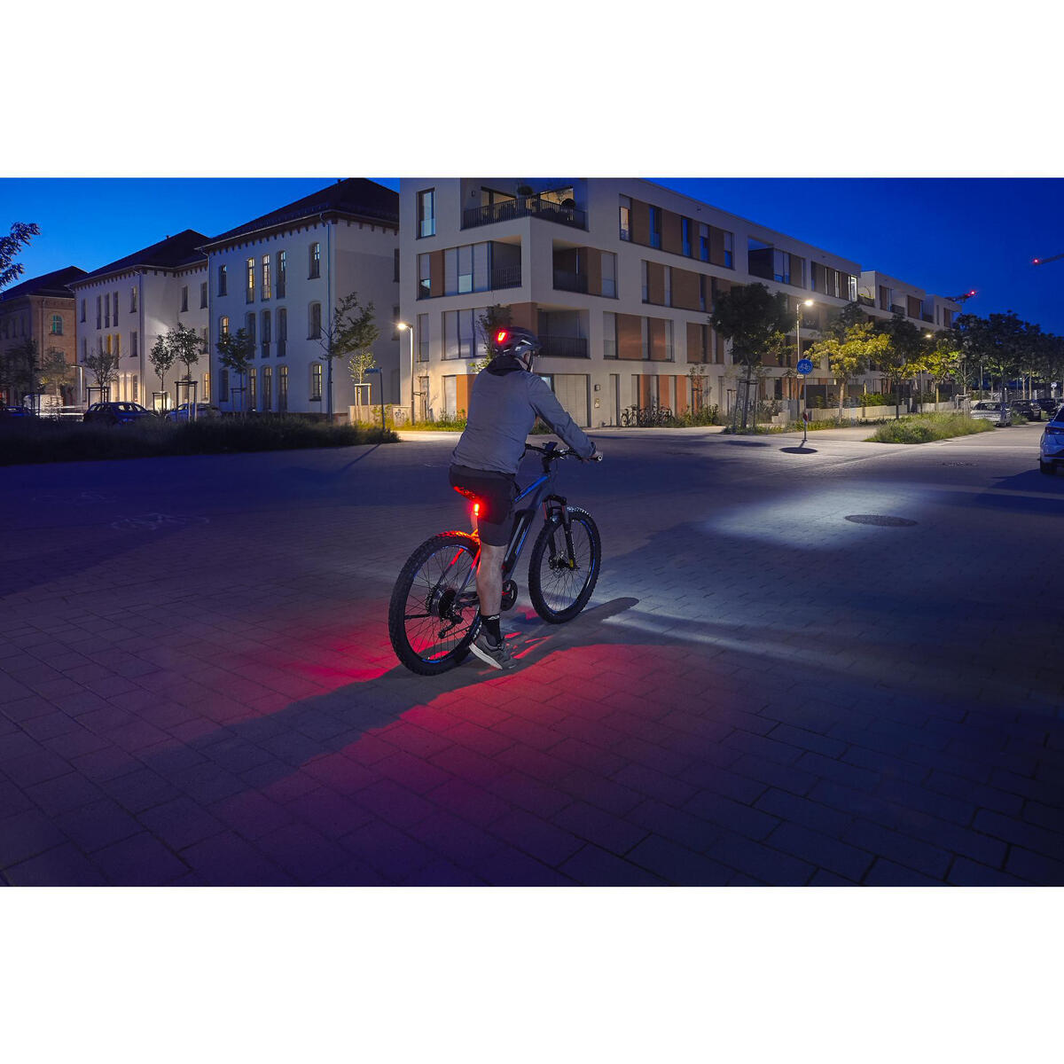 FISCHER Akku-USB-LED Beleuchtungs-Set 50 LUX 7/8