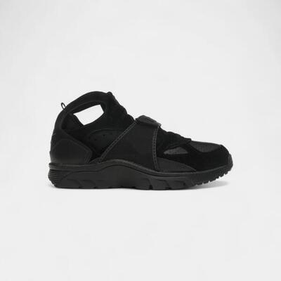 Nike air trainer huarache triple black