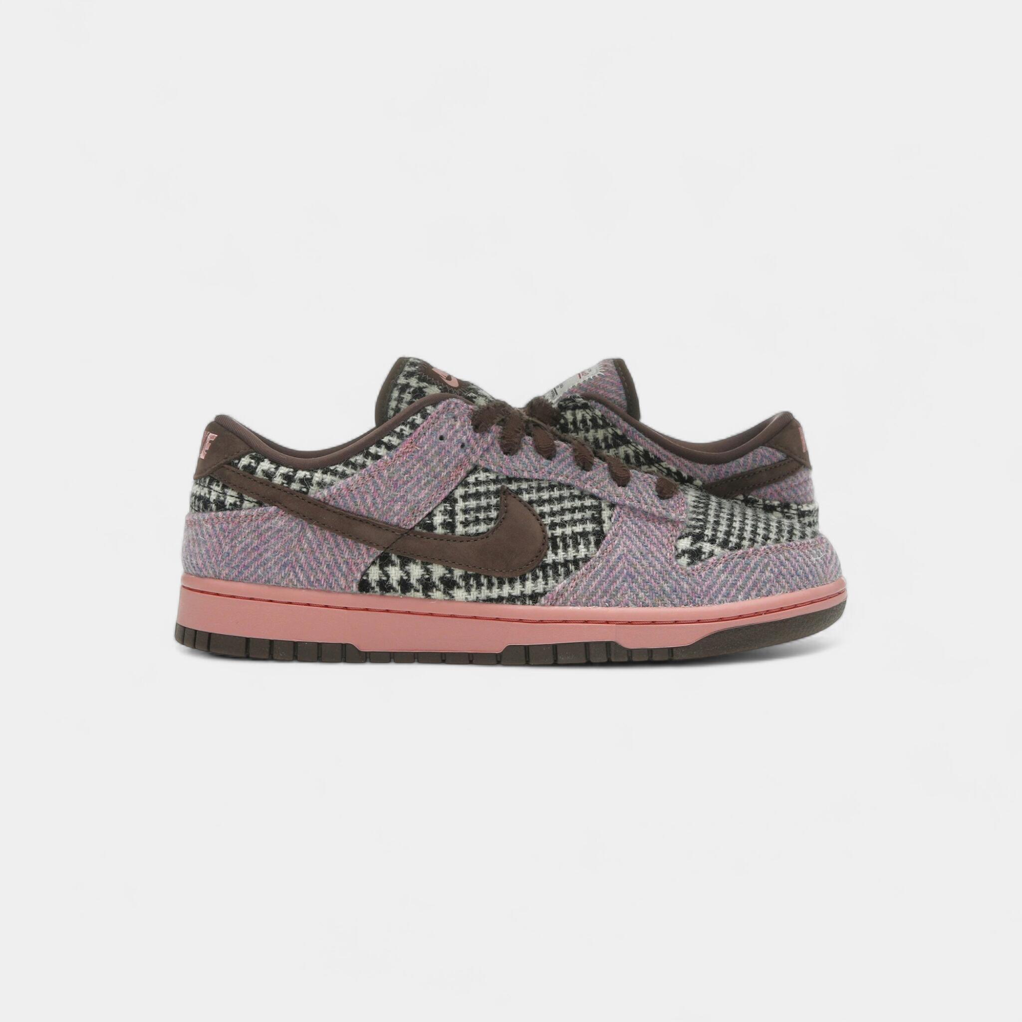 NIKE picture