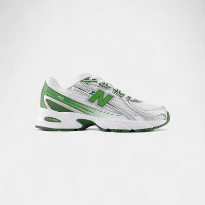 New balance 740 white alpine green silver metallic