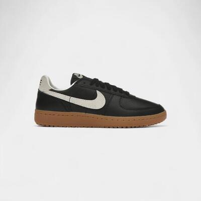 Nike field general '82 sp black sail gum
