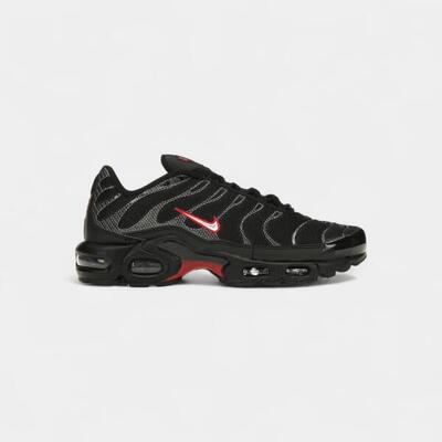 Nike air max plus black university red metallic silver