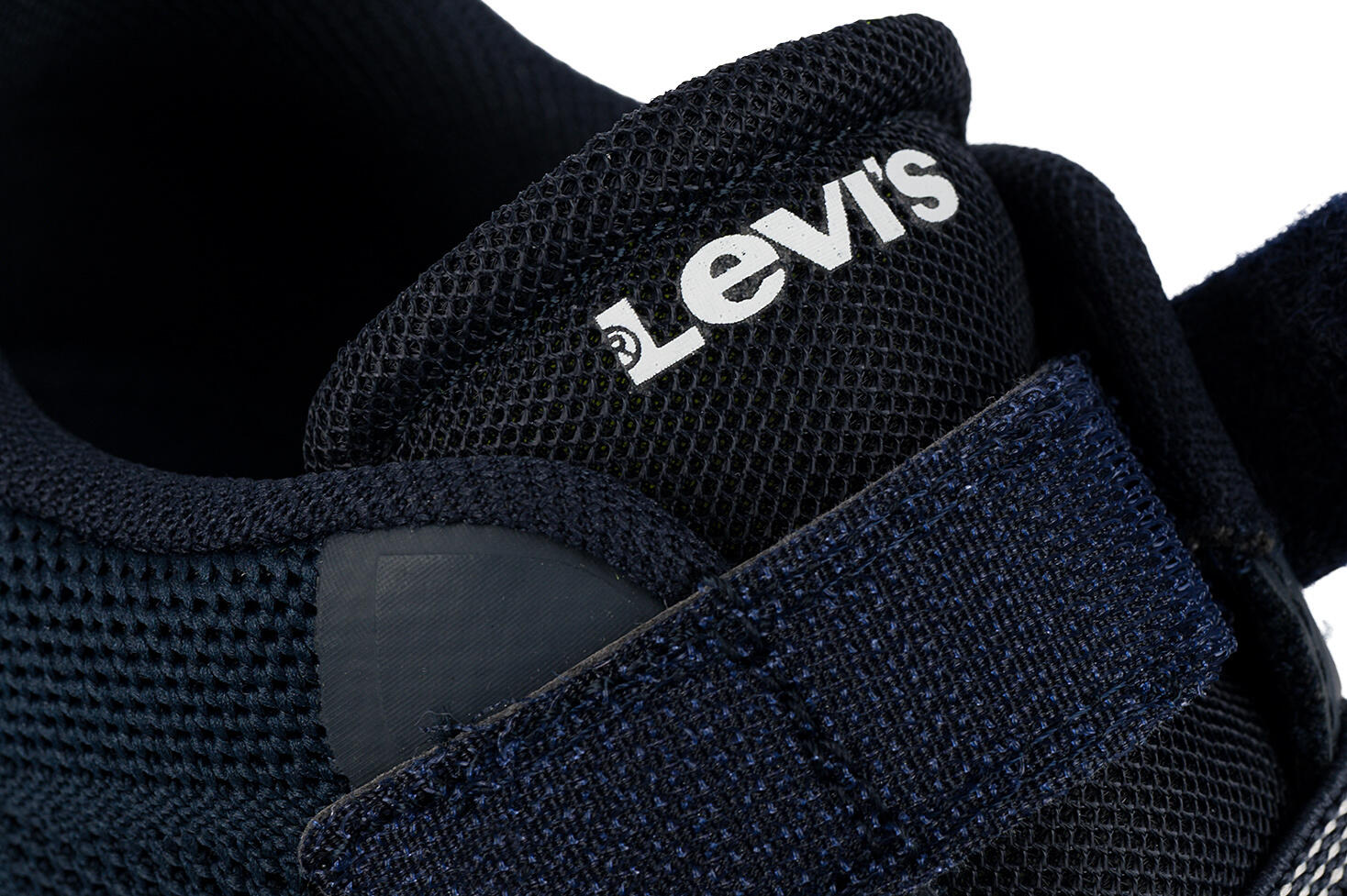 Dziecięce buty sneakersy sportowe na rzep lekkie LEVI'S HUDSON 6/7
