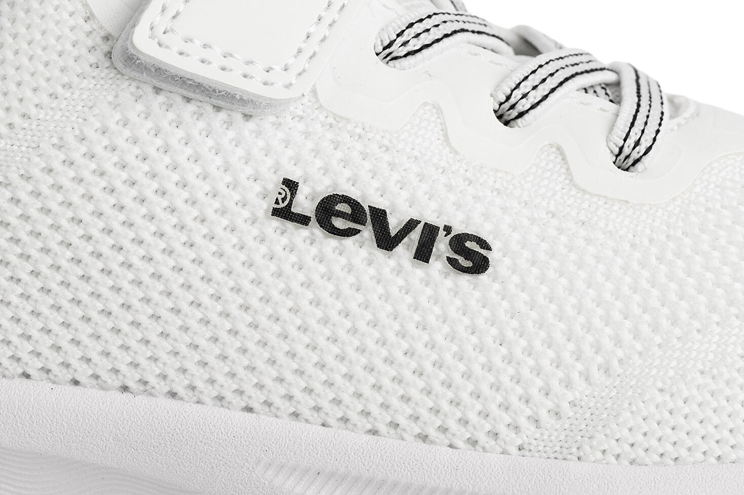 Dziecięce buty sneakersy sportowe na rzep lekkie LEVI'S HUDSONDziecięce buty sne 6/7