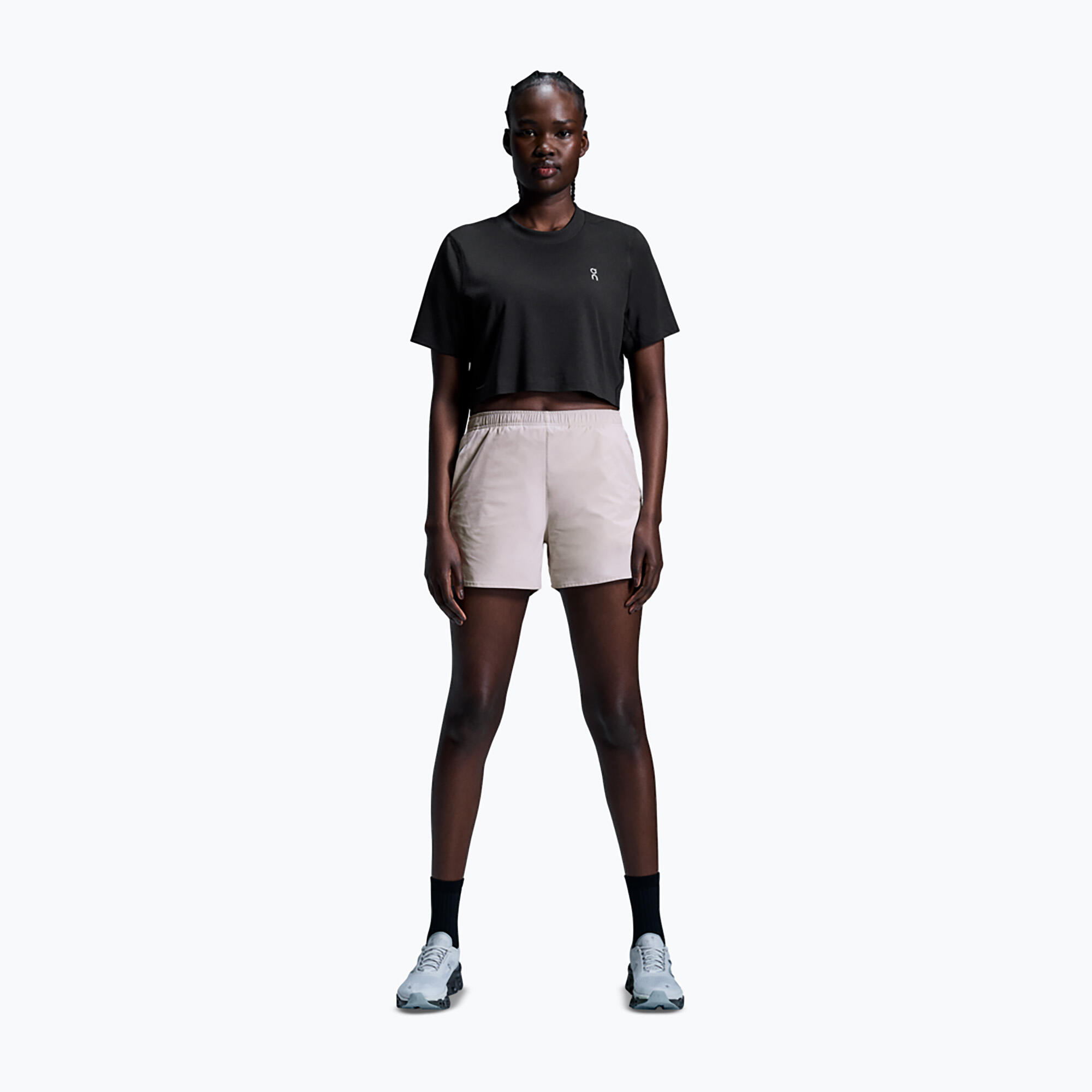Camiseta de entrenamiento para mujer On Train-T Crop negra 2/7