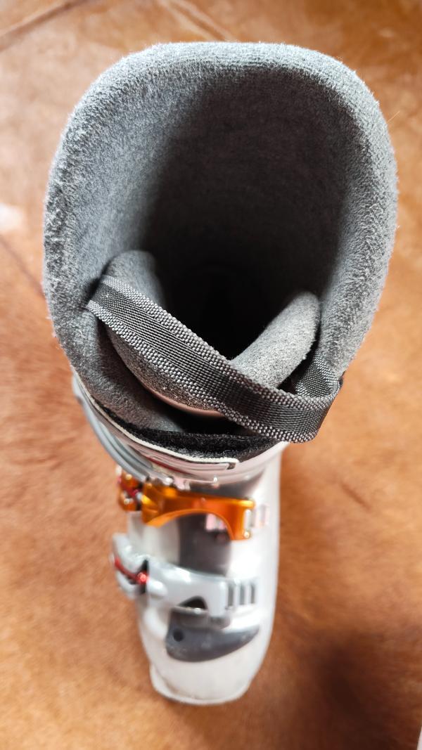 Tussen Particulieren - Skischoenen maat 25 salomon 5/6
