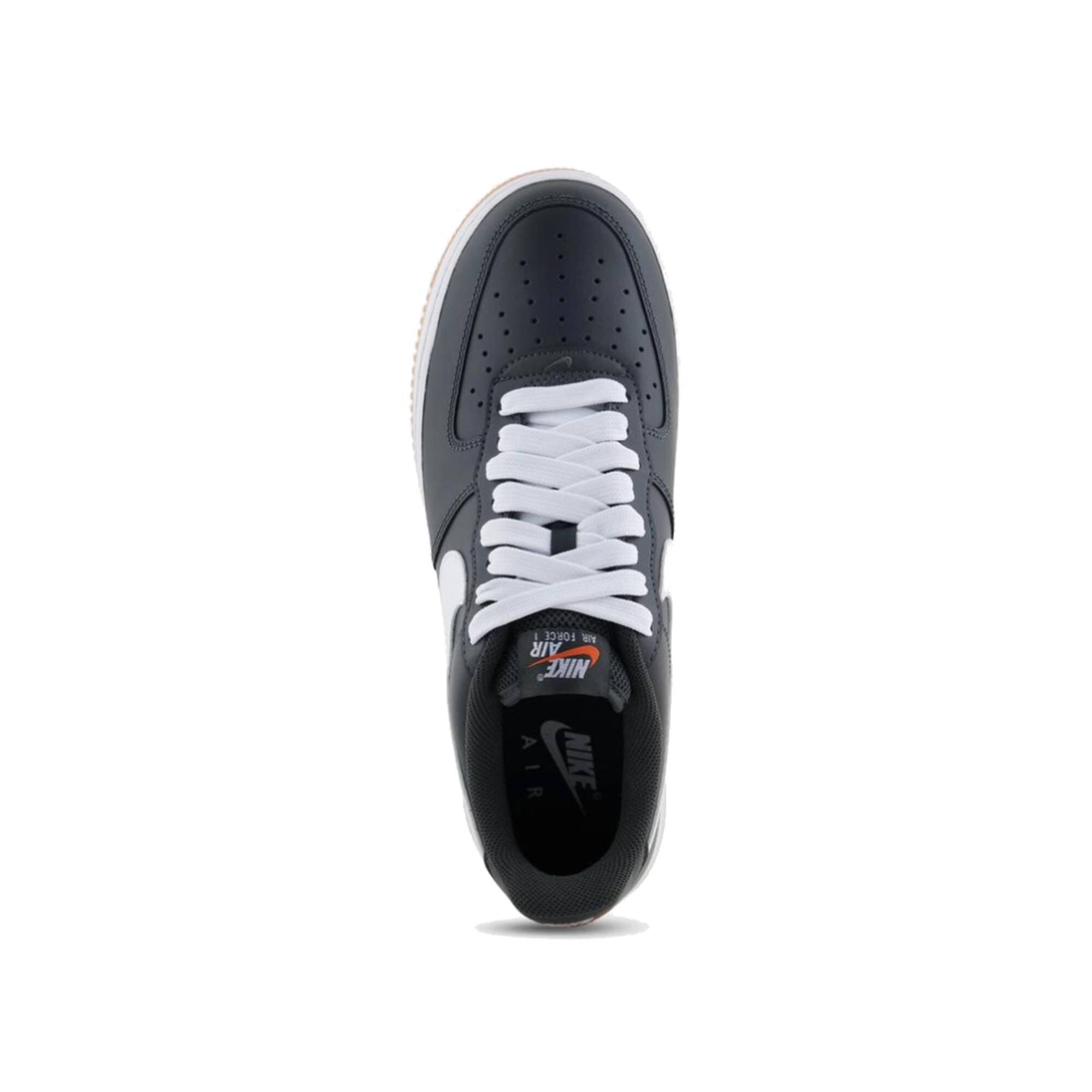 Nike NIKE AIR FORCE 1 '07 LV8 black 3/4