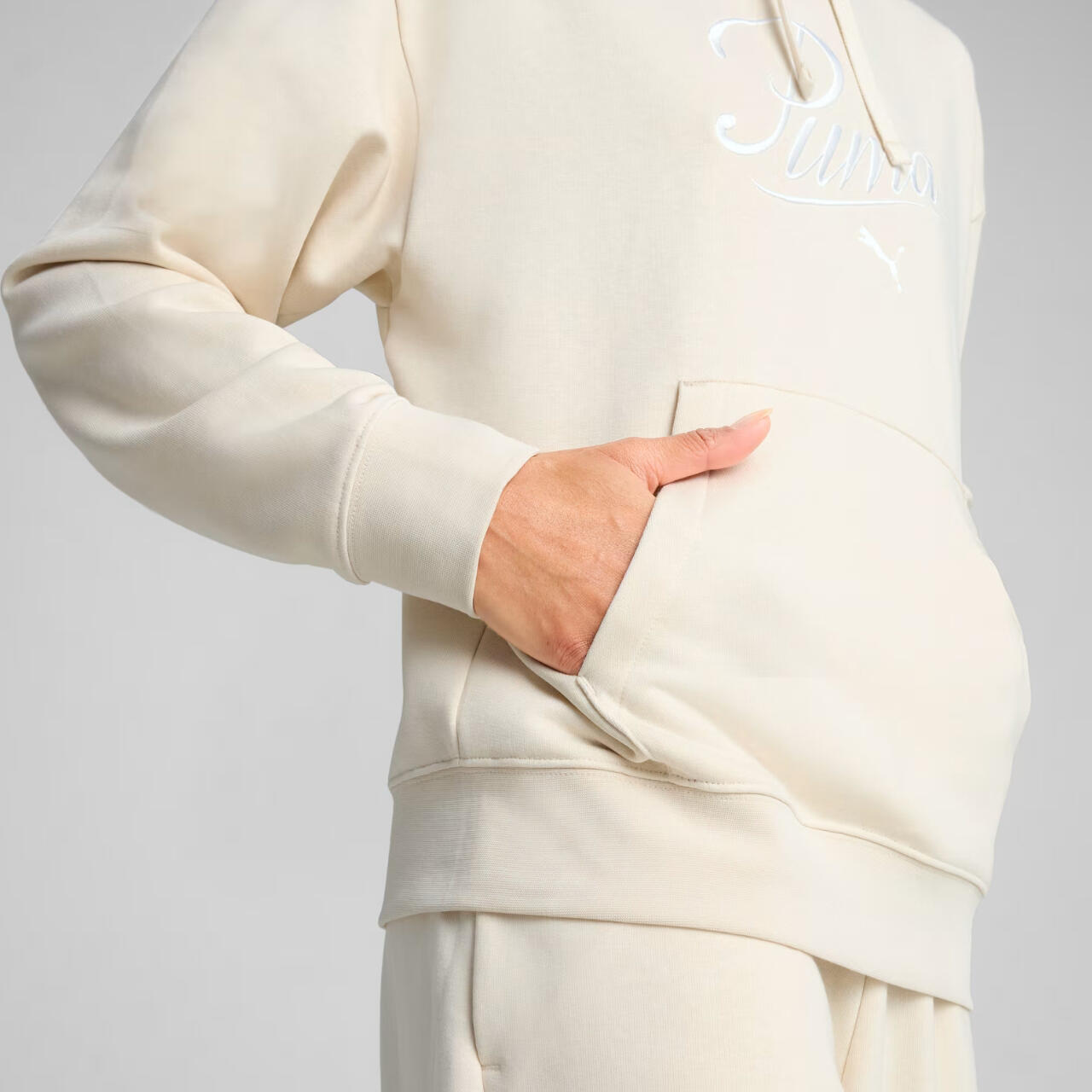 Sweat à capuche Puma modèle 684983-87 pour femmes 6/6