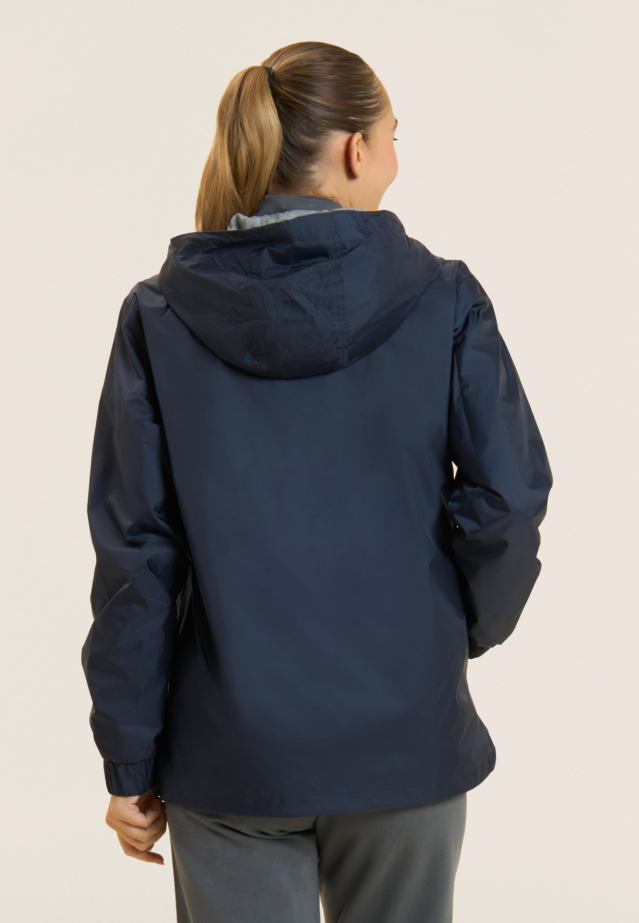 Giacca impermeabile Unisex con cappuccio regolabile e zip 3/4