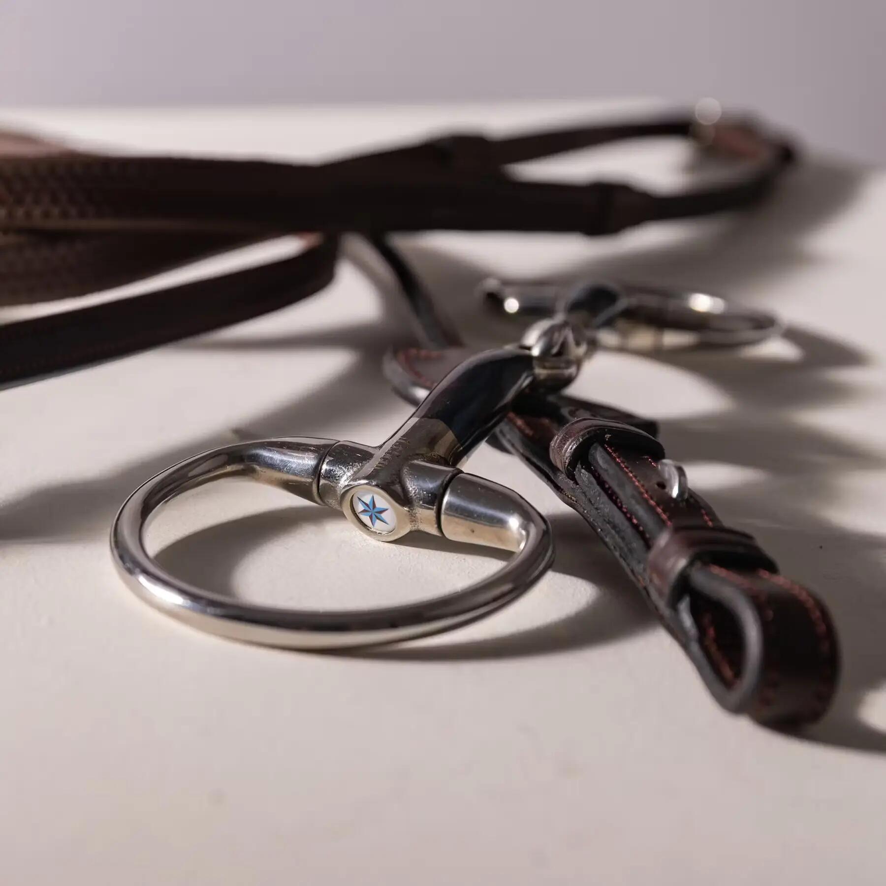 Mors de oliva doble bisagras para caballo Velari Sweet Iron 14mm 13,5cm 5/5