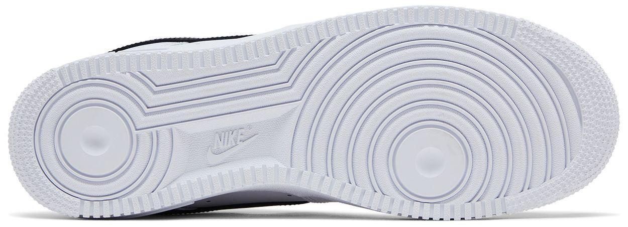 Nike Air Force 1 Low Supreme White Black 3/5