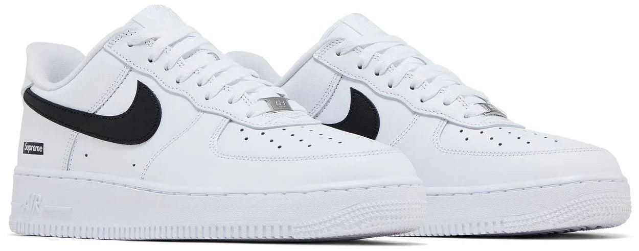Nike Air Force 1 Low Supreme White Black 5/5