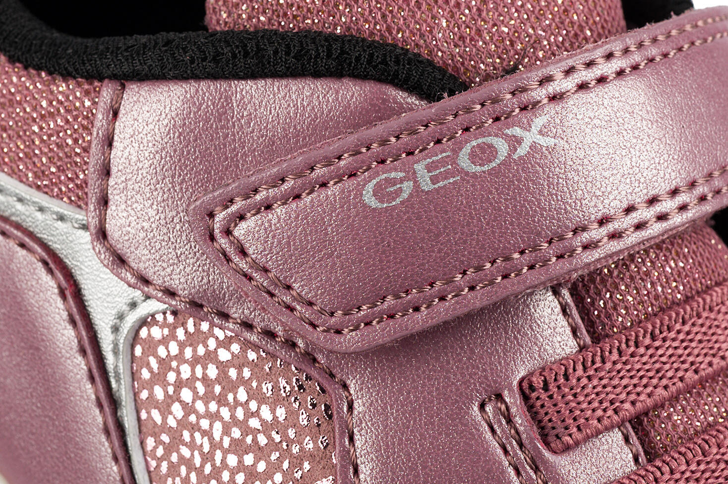 Buty dziecięce sportowe sneakersy dla dziewczynki na rzep świecące LED GEOX SPAC 5/7