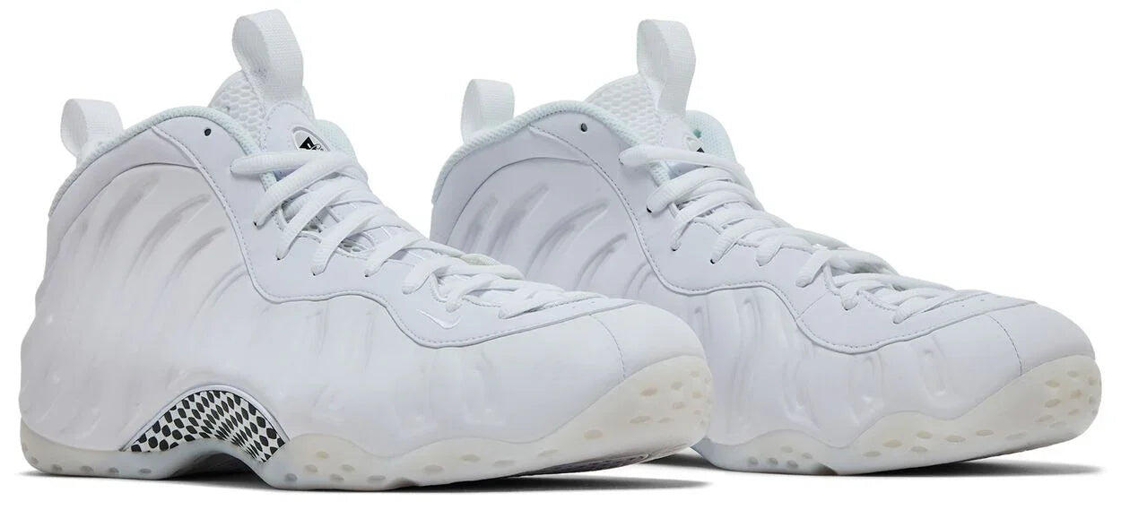 Nike Air Foamposite One Triple White 5/5