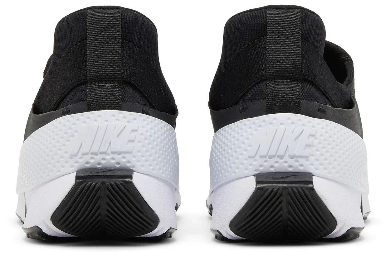 Nike Go FlyEase Schwarz-Weiss Damen 4/5