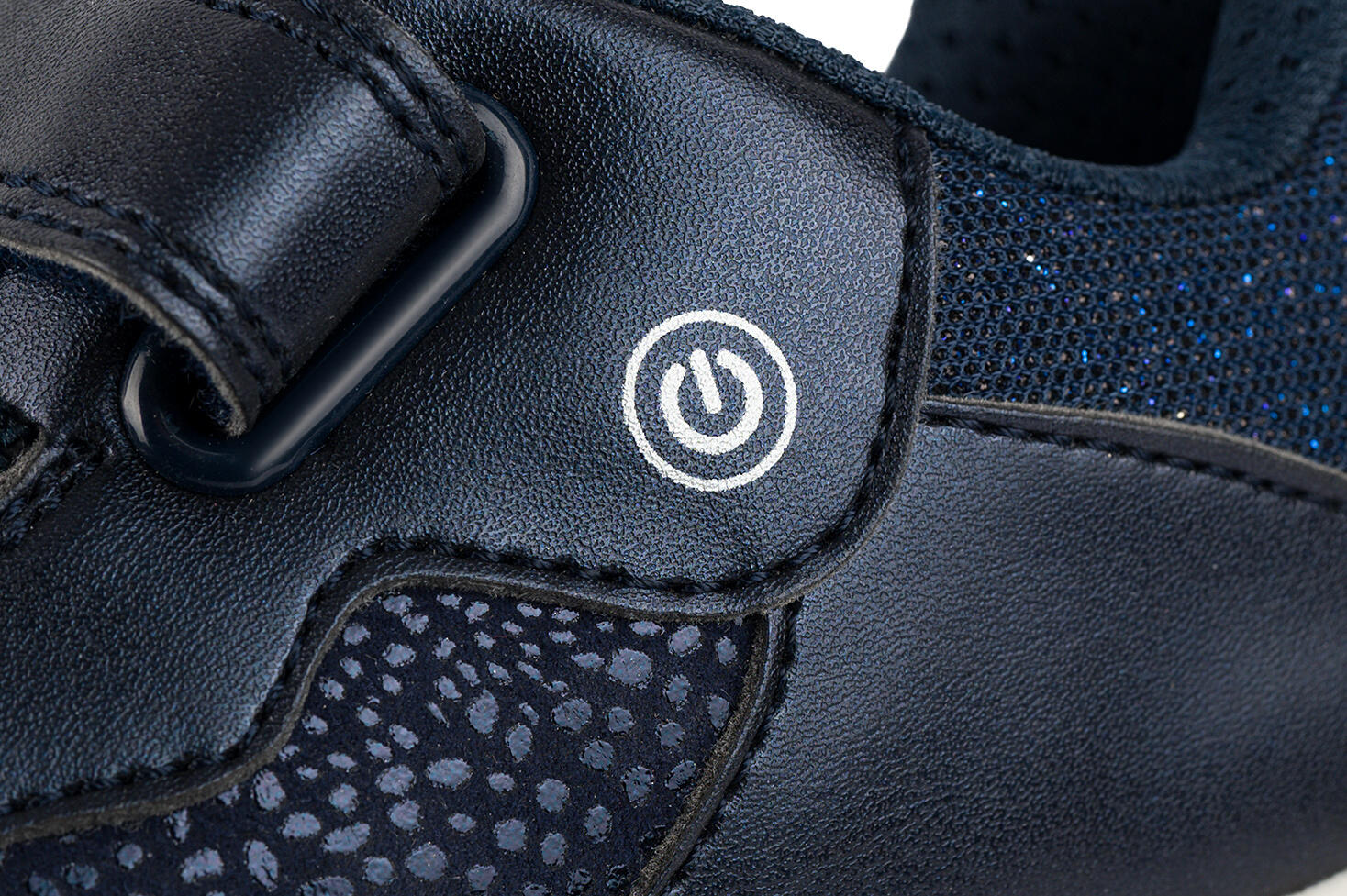 Buty dziecięce sportowe sneakersy dla dziewczynki na rzep świecące LED 5/7