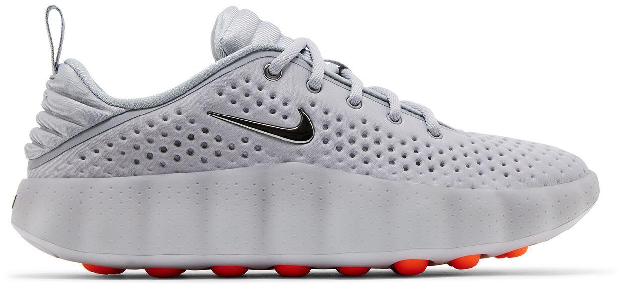 NIKE picture