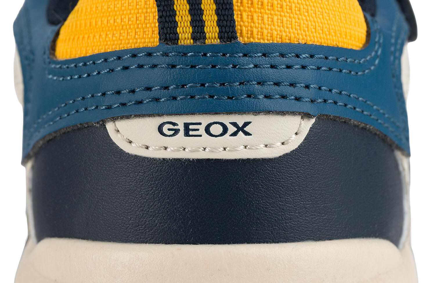 Buty dziecięce sportowe sneakersy dla chłopca ekoskóra na rzep GEOX ROONER 6/7