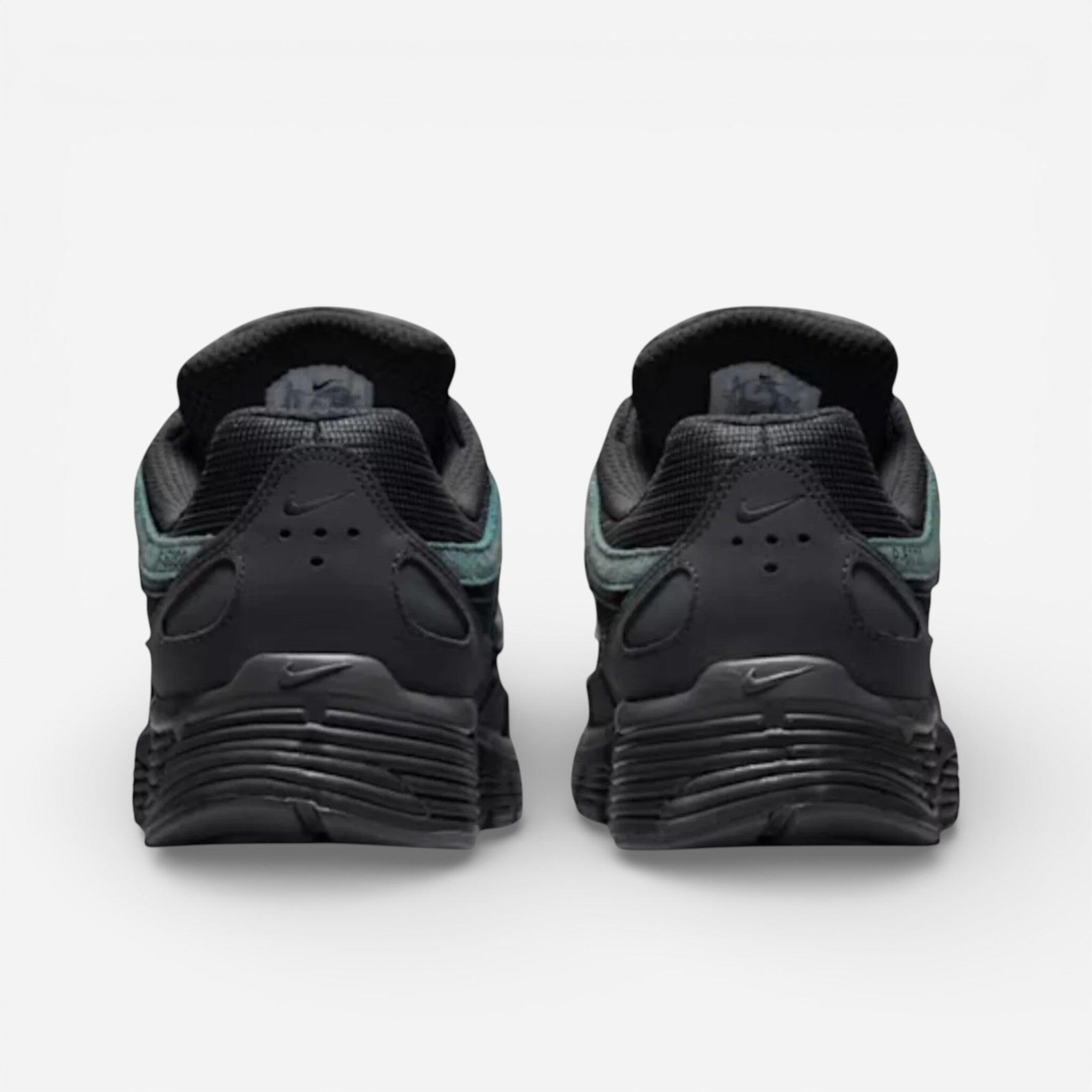 NIKE P-6000 anthracite/iron grey/dk smoke grey (GS) 3/4