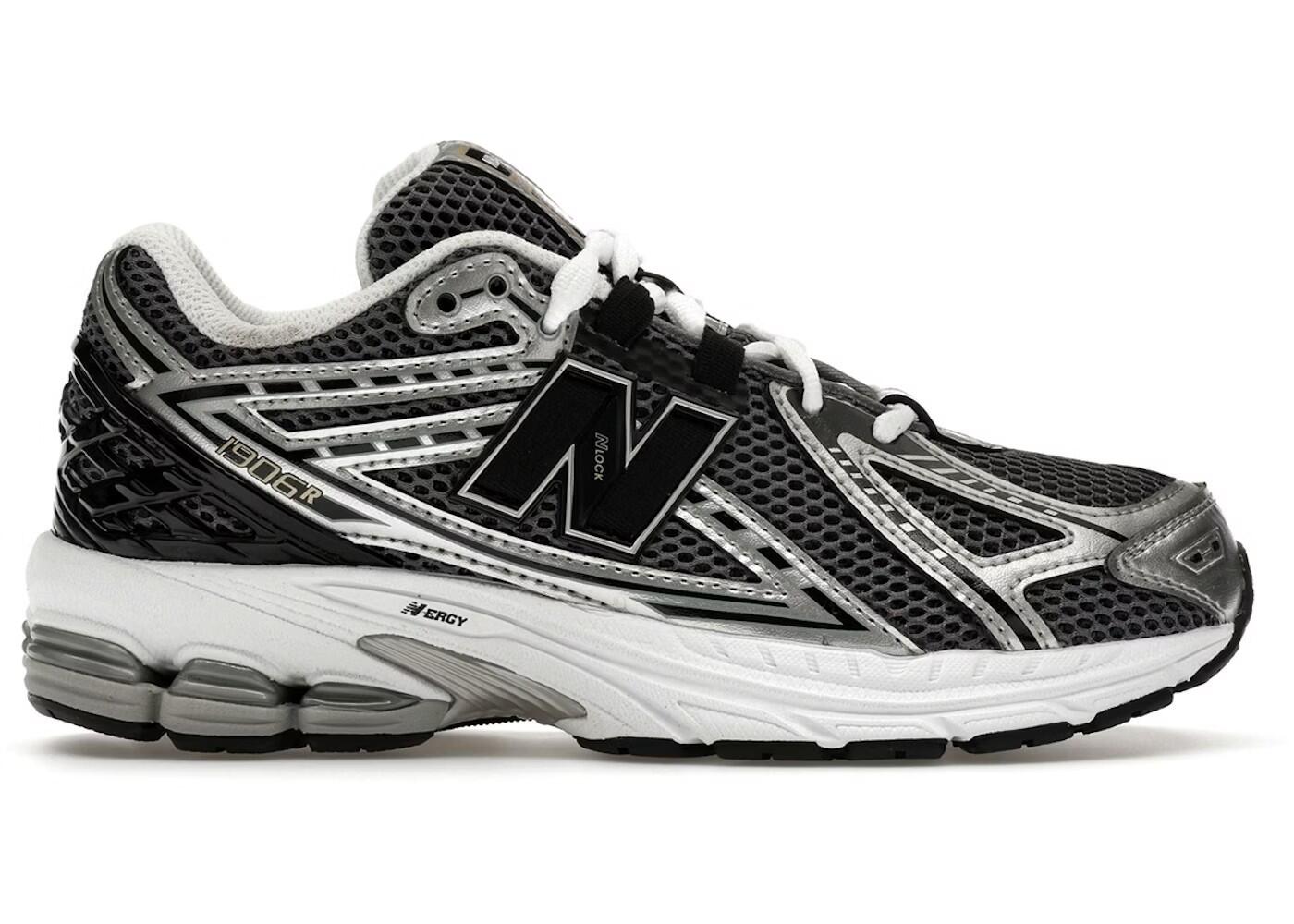 NEW BALANCE picture