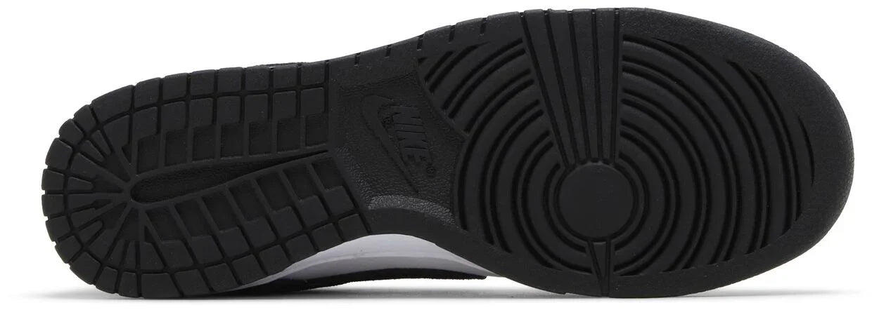 Nike Dunk Low Retro SE Suede Panda 3/5
