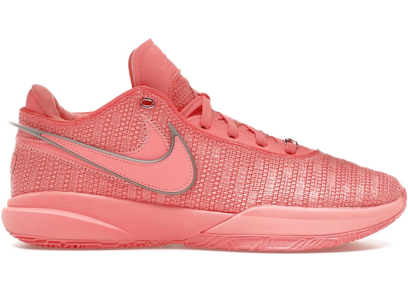 NIKE picture