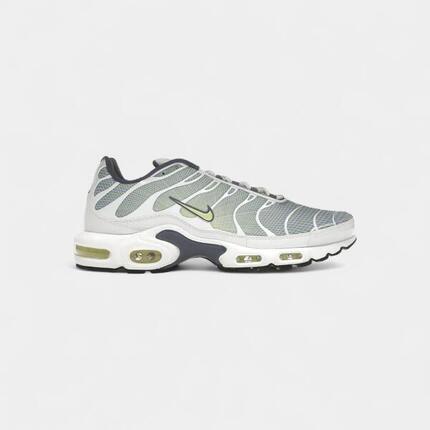Nike Air Max Plus Pebble Grey Lime