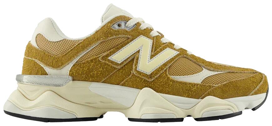 NEW BALANCE picture