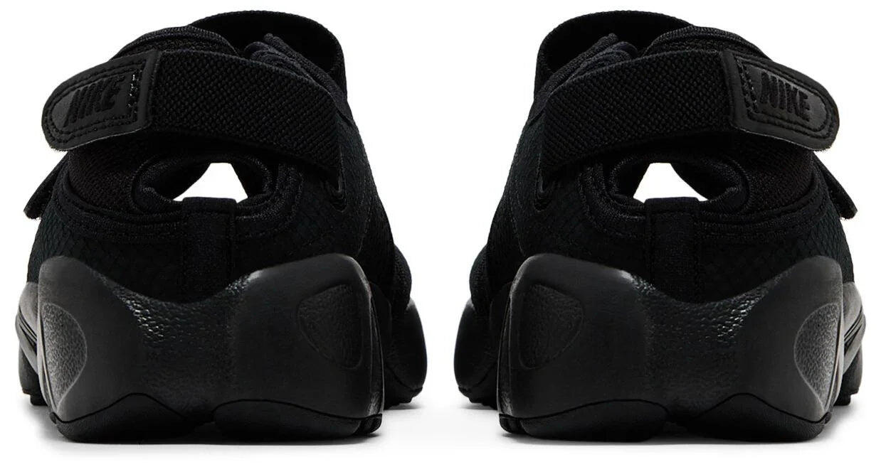 Nike Air Rift Breathe Triple Black Damen 4/5