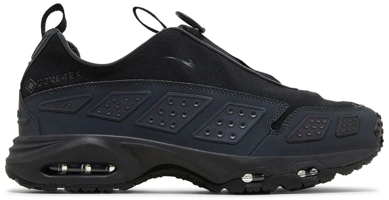 Nike Women's Air Max SNDR Gore-Tex Black 1/5